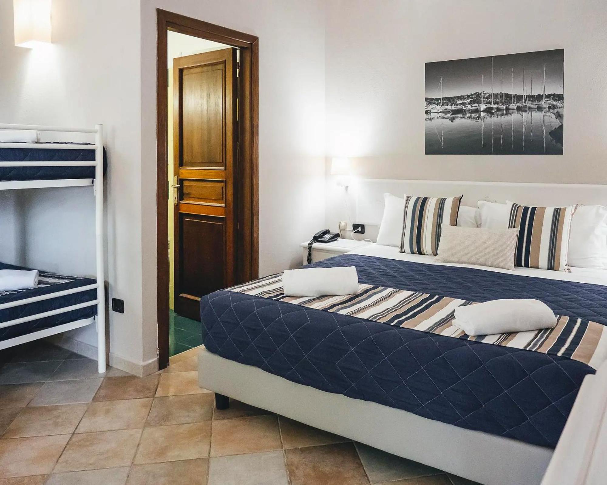 Zeta Club San Teodoro Le Rose Hotel Eksteriør billede