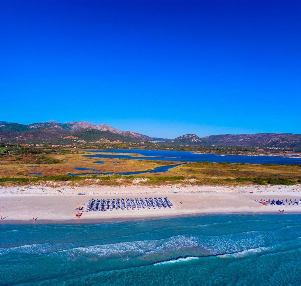Zeta Club San Teodoro Le Rose Hotel Eksteriør billede