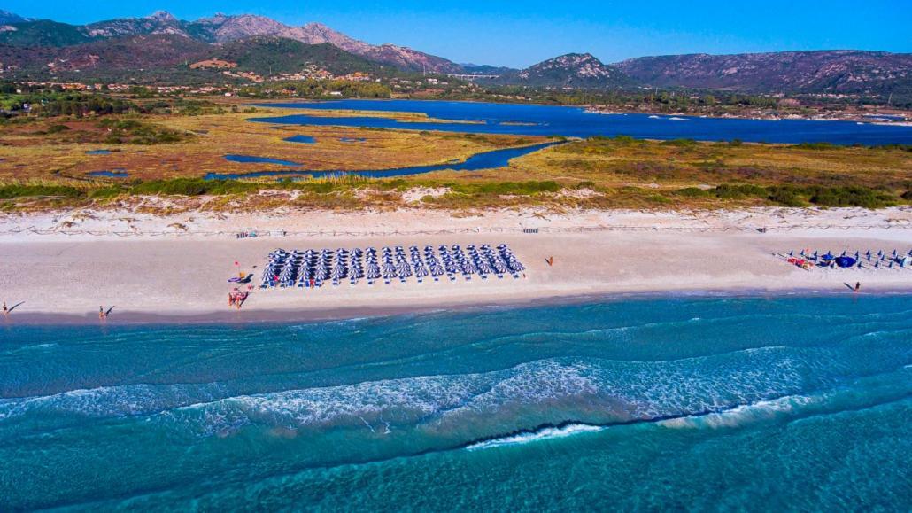 Zeta Club San Teodoro Le Rose Hotel Eksteriør billede